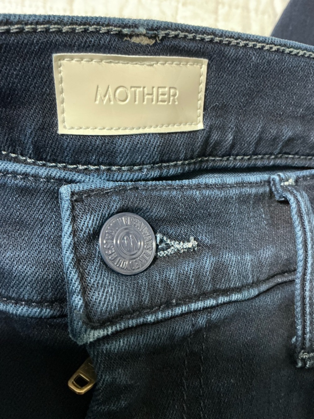 MOTHER The Weekender Fray Jeans in Chip On My Shoulder Size 28 - Picture 8 of 16